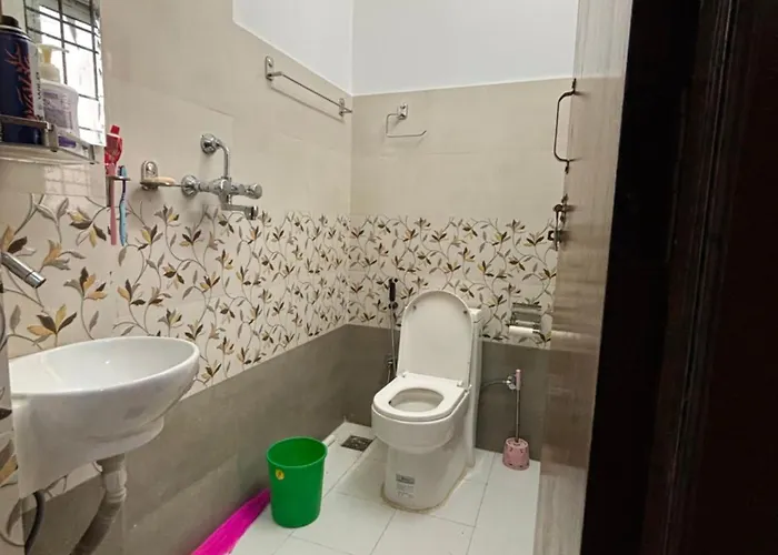 Bhk For 1 Month Or Long ホステル
